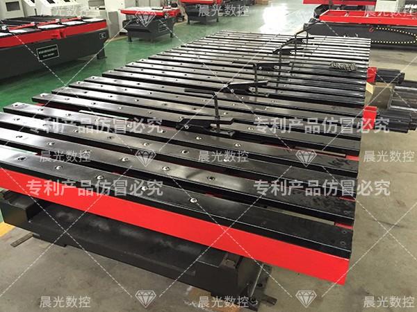 怎樣避免數(shù)控送料機(jī)操作的失誤？